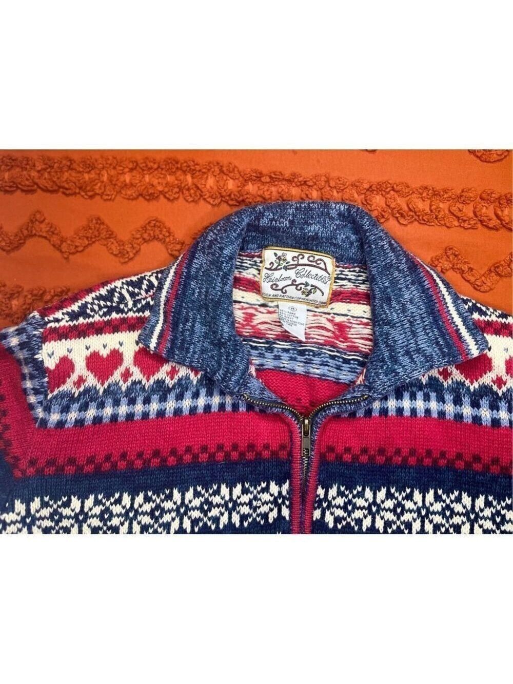 Heirloom  Collectibles sweater. Hearts, squares and diamonds. Size medium. - Picture 2 of 16